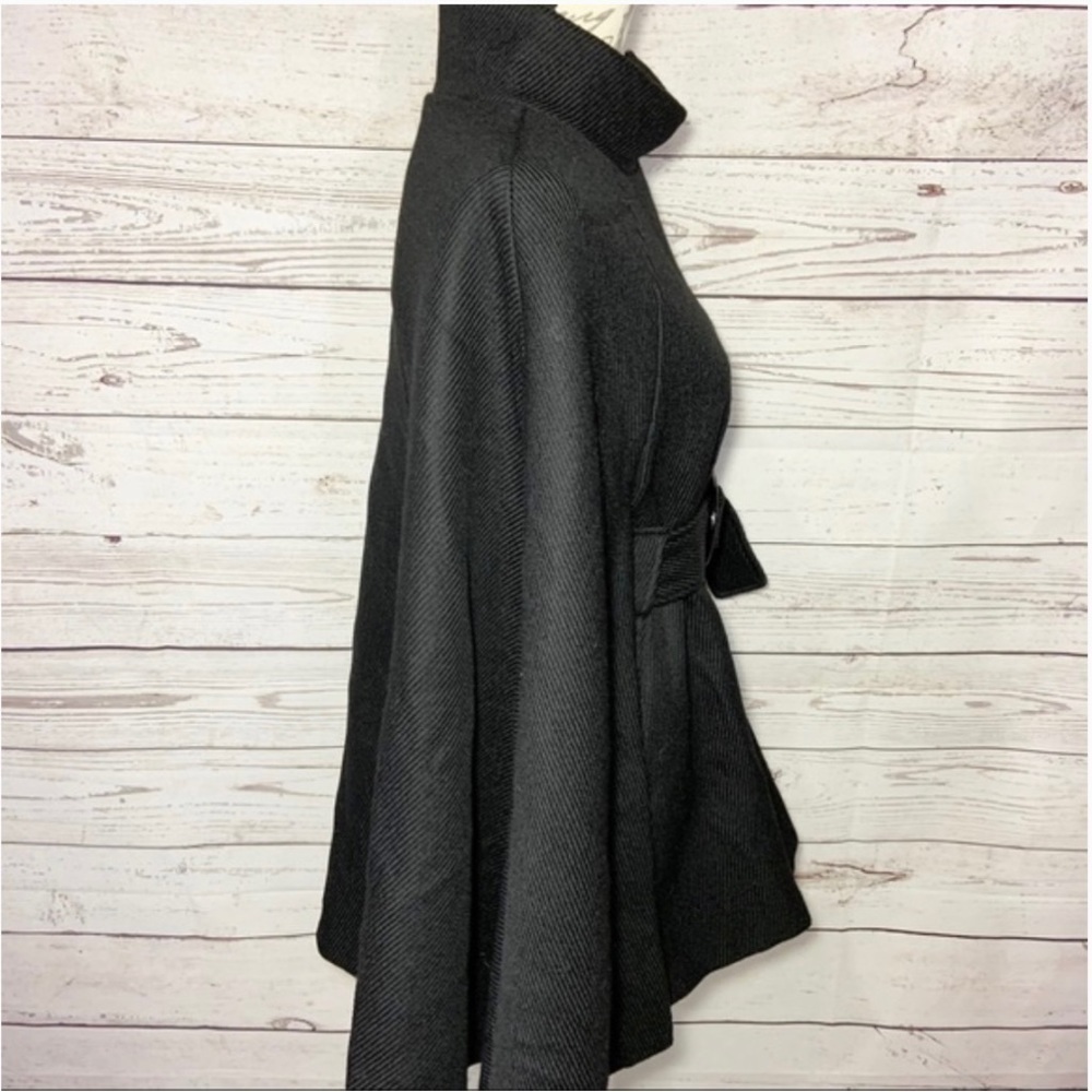 Tibi Black Virgin Wool Cape Coat with Optional Belt - Picture 3 of 7